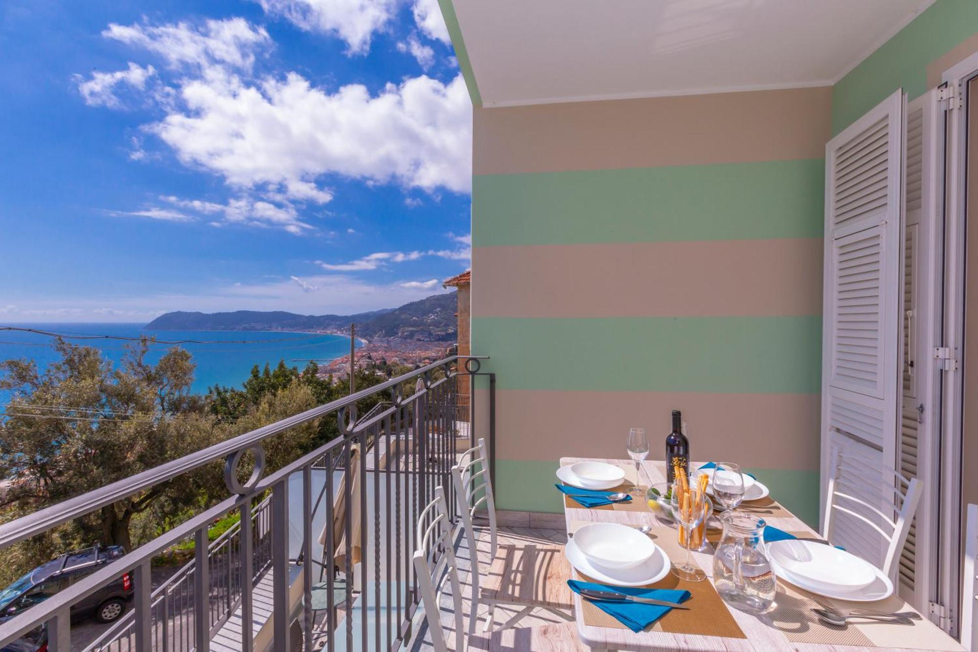 Serena 1 Amazing Sea View - Happy Rentals Alassio Exterior foto